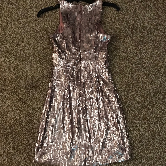 Size 1 Beautiful dress - Picture 2 of 5